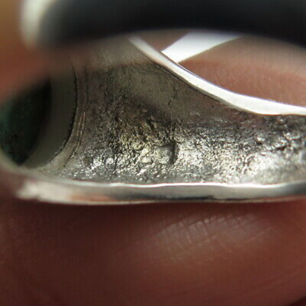 Elegant Malachite Green Stone Silver Ring - Picture 8 of 8